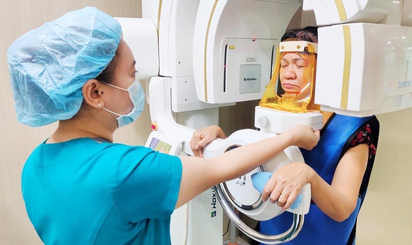 Nha khoa Đông A - Địa chỉ bọc răng sứ uy tín